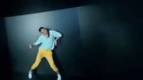 Kadr z reklamy Plus - Zwykłe strony, Ipla i YouTube bez limitu